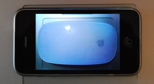 Et si on transformait un iPhone en Magic Mouse de luxe :) Et si on transformait un iPhone en Magic Mouse de luxe :)