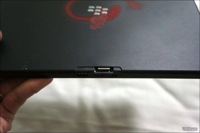 Blackberry Playbook 10 pouces - Les premières photos Blackberry Playbook 10 pouces - Les premières photos