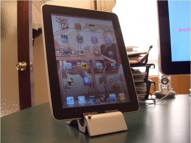 Skadoosh iPad Stand - Un dock iPad classe et pratique