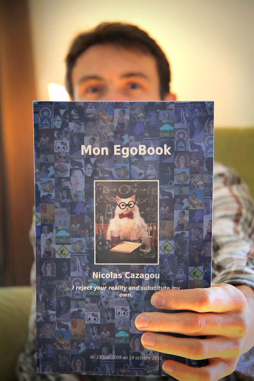 EgoBook - Votre vie Facebook sous forme de livre
