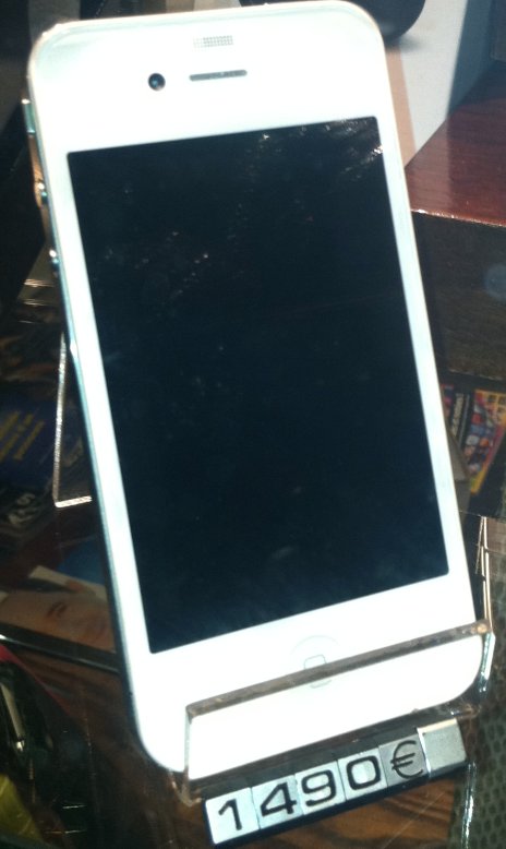 Oh, un iPhone blanc !!!