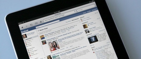 Apple - L'application Facebook pour iPad lors de la Keynote ?