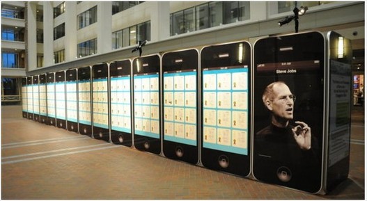 30 iPhone géants pour 300 brevets de Steve Jobs