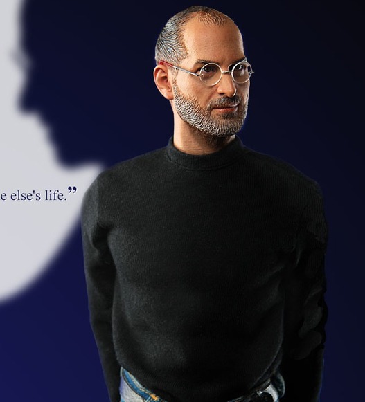 Un mini Steve Jobs de 30 cm pour sa maison