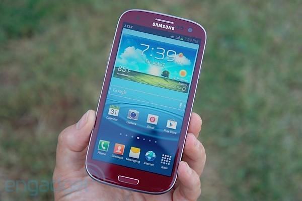 Un Samsung Galaxy S3 rouge chez AT&T