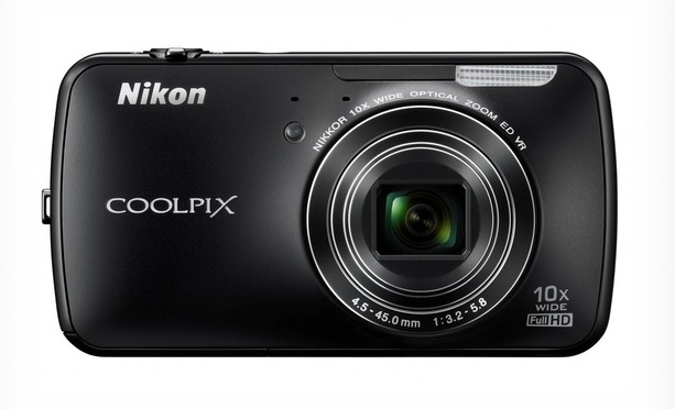 Nikon Coolpix S800c - Le premier appareil Photo sous Android
