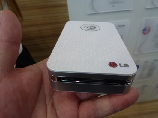 LG propose une imprimante de poche avec NFC