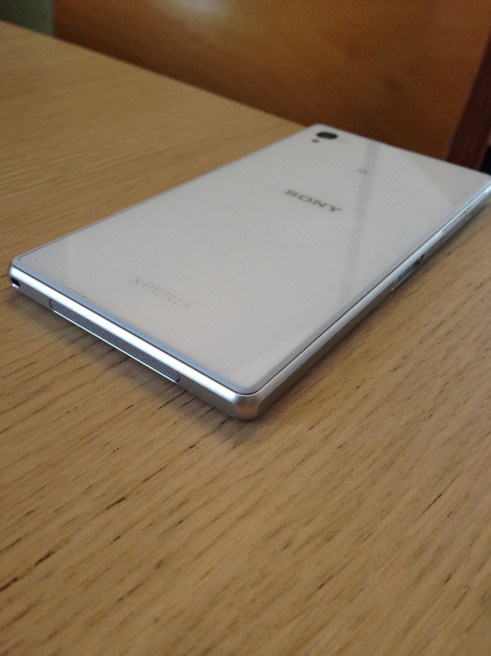Sony Xperia Z1 - Prise en main et premières impressions (vidéo)