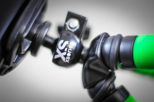 Mini Tripod Deluxe ( XSories) Mini Tripod Deluxe ( XSories)