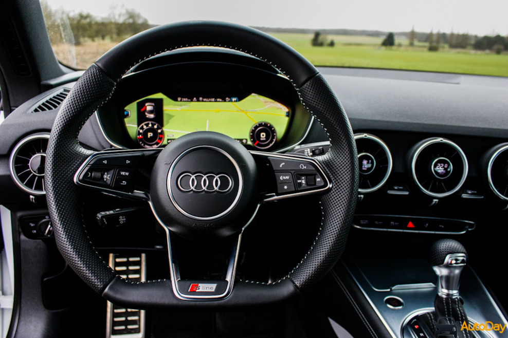 Démonstration de l'Audi Virtual Cockpit (Vidéo) Démonstration de l'Audi Virtual Cockpit (Vidéo)