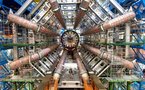 Bing Bang près de Genève avec le Grand Collisionneur de Hadrons ( accelérateur de particules )