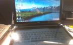 Un pc portable Acer avec deux écrans tactiles