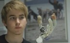 Une main bionique pilotée par la pensée